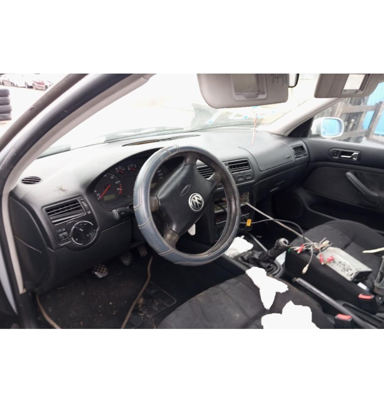 Ολόκληρο Αυτοκίνητο Volkswagen Bora Κωδ.Κινητηρα AKL 1600cc 100hp 1998-2005