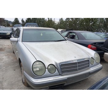 Ολόκληρο Αυτοκίνητο Mercedes-Benz W210 Κωδ.Κινητηρα 605912 2500cc 113hp 1995-1999