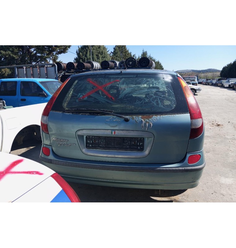 Ολόκληρο Αυτοκίνητο Nissan Almera Tino Κωδ.Κινητηρα YD22DDTI 2200cc 112hp 2000-2003