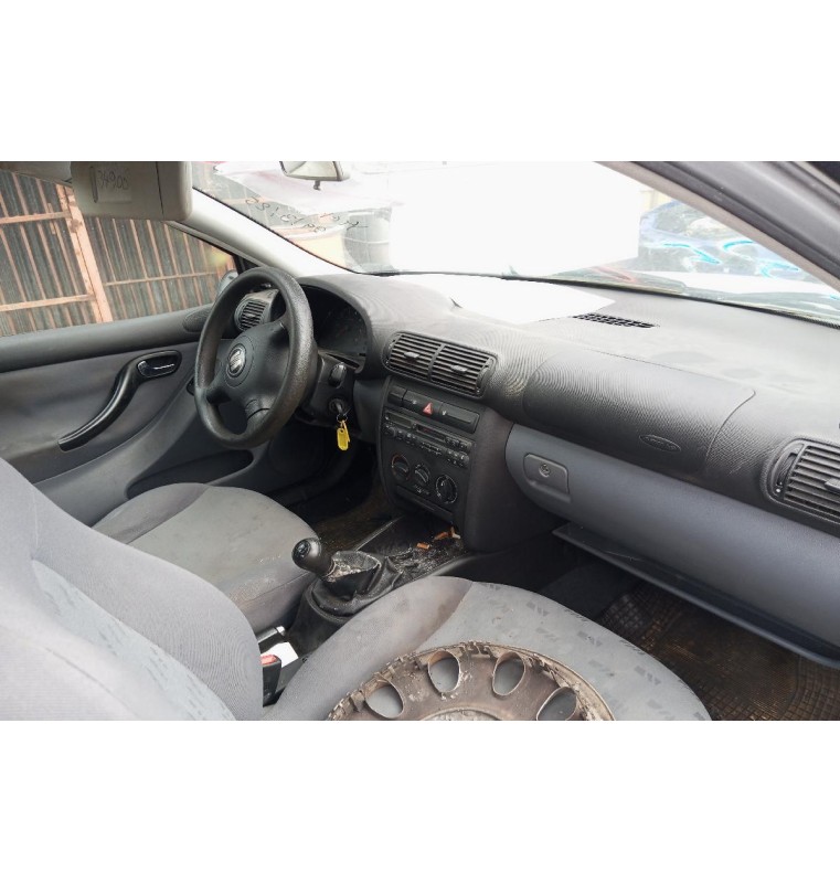 Ολόκληρο Αυτοκίνητο Seat Leon Κωδ.Κινητηρα AXP 1400cc 75hp 1999-2005