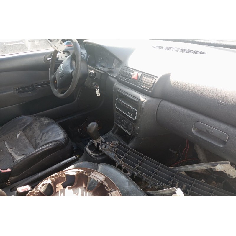 Ολόκληρο Αυτοκίνητο Skoda Octavia Κωδ.Κινητηρα AUM 1800cc 150hp 1997-2004