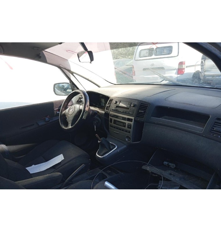 Ολόκληρο Αυτοκίνητο Toyota Corolla Verso Κωδ.Κινητηρα 3ZZ 1600cc 110hp 2002-2007