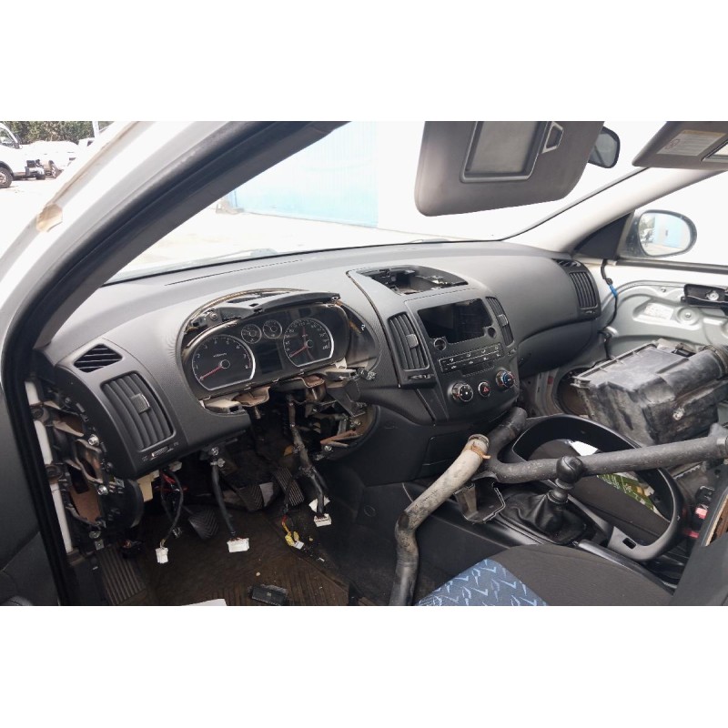 Ολόκληρο Αυτοκίνητο Hyundai i 30 Κωδ.Κινητηρα G4GC 2000cc 143hp 2007-2012