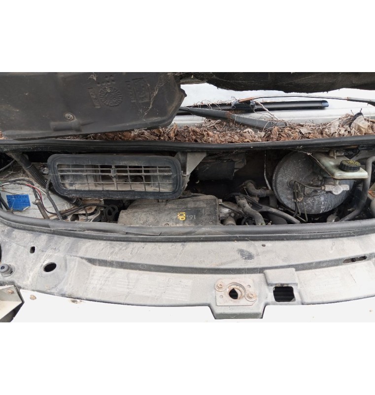 Ολόκληρο Αυτοκίνητο Renault Trafic Κωδ.Κινητηρα F9Q (760) 1900cc 101hp 2002-2006