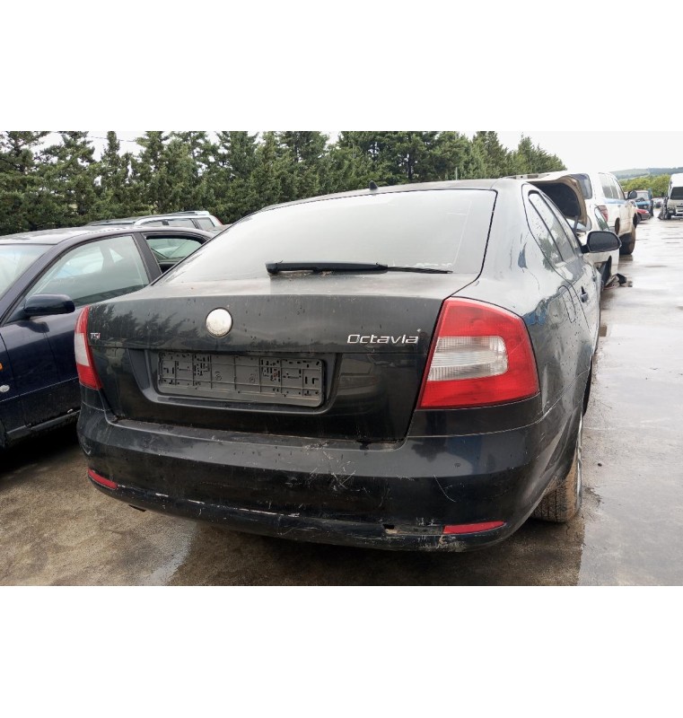 Ολόκληρο Αυτοκίνητο Skoda Octavia Κωδ.Κινητηρα CDAA 1800cc 160hp 2004-2008
