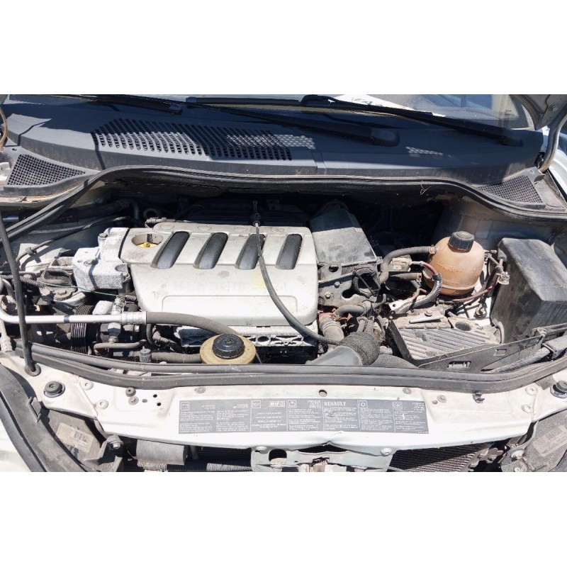 Ολόκληρο Αυτοκίνητο Renault Megane Scenic Κωδ.Κινητηρα K4M (701) 1600cc 107hp 2003-2008