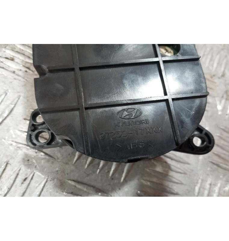 Χειριστήριο Κλιματισμού Hyundai Matrix 2001-2008 23+6 pins 97250-17