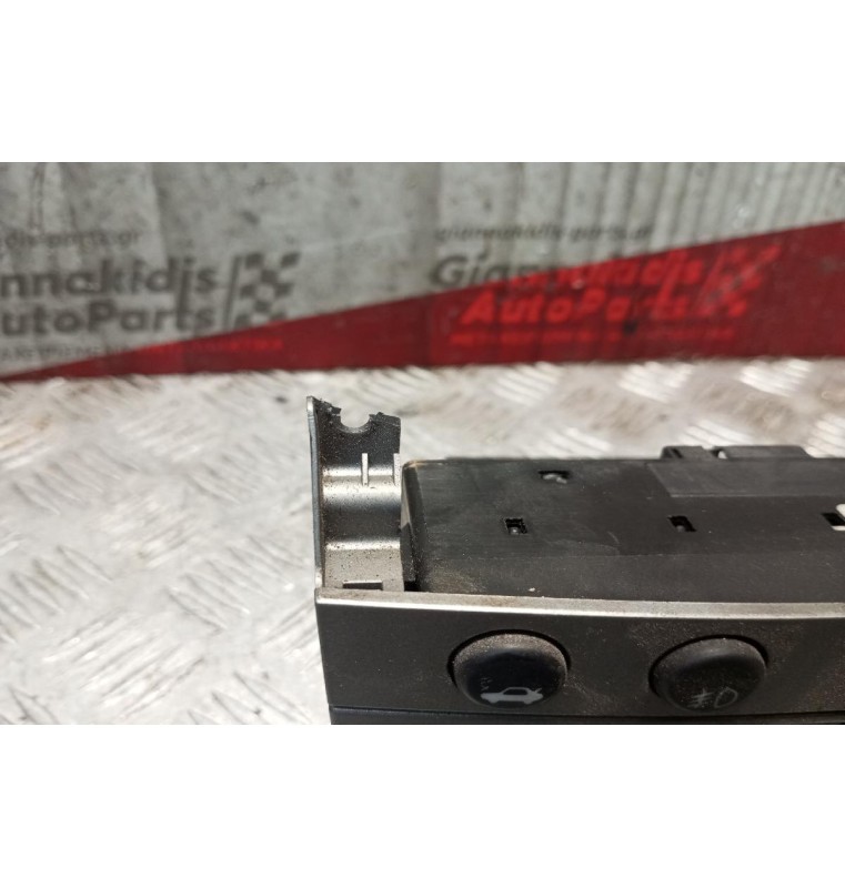 Χειριστήριο Κλιματισμού/Διακοπτες Αλαρμ/Κλειδωματος Alfa Romeo 147 2000-2004 1 Φις 07353309240 *Σπασμενες Βασεις