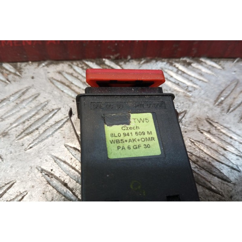 Διακόπτης Αλαρμ Audi A3 1996-2003 6 pins 8L0941509Μ