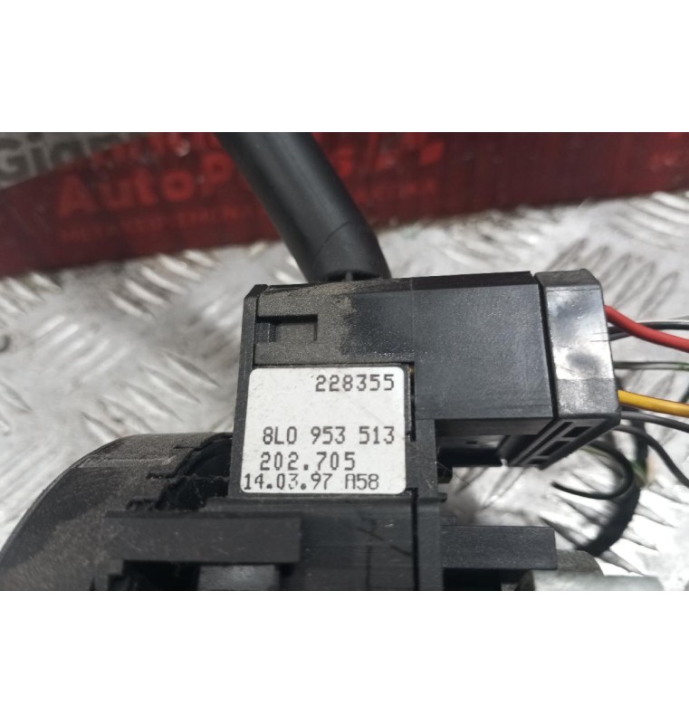 Φλασέρ -Φλασιέρα Audi A3 1996-2003 9+8+4 pins 8L0953513