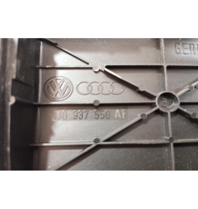 Ασφαλειοθήκη Μπαταριας VW Group (Skoda-seat-audi) 1997-2010 1J0937550AF
