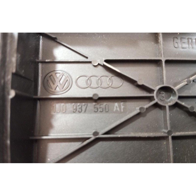 Ασφαλειοθήκη Μπαταριας VW Group (Skoda-seat-audi) 1997-2010 1J0937550AF