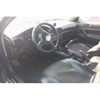 Ολόκληρο Αυτοκίνητο Volkswagen Passat Κωδ.Κινητηρα BDG 2500cc 163hp 2000-2005