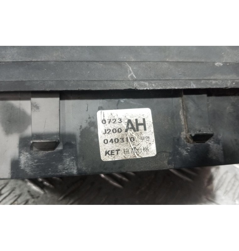 Ασφάλειες - Ασφαλειοθήκη Chevrolet Lacetti 2003-2007 J200AH *Σπασιμο στην μια μερια