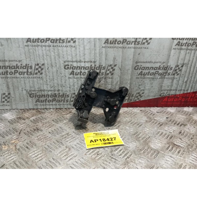 Πλακετα Φανάριου Πίσω Αριστερα Toyota Avensis T25 2003-2008 6 pins