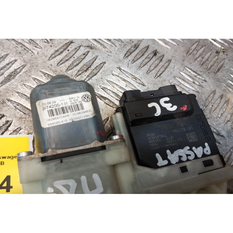 Μοτερ Παραθύρου Πισω Δεξια Volkswagen Passat 2006-2011 1K0959704AB