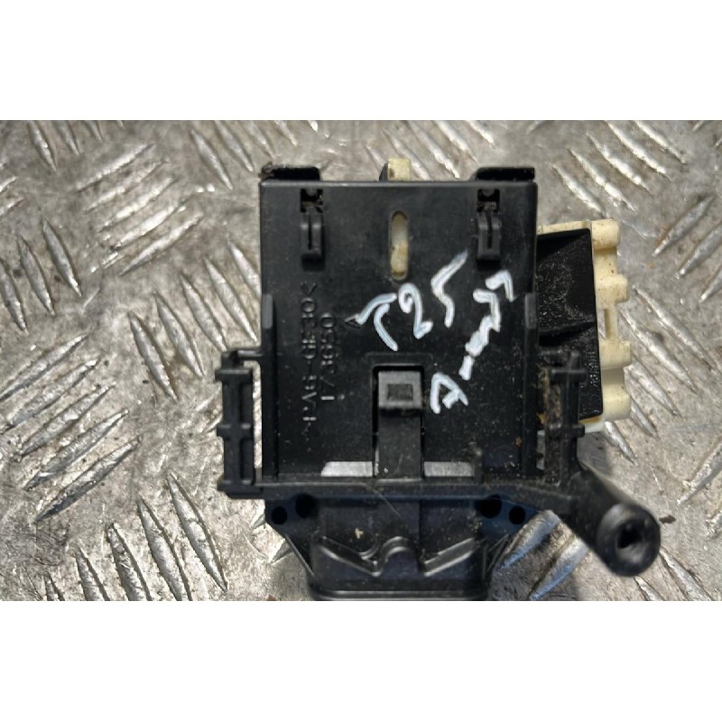 Διακόπτης Φωτων/Φλας Toyota Avensis T25 2003-2008 173650A