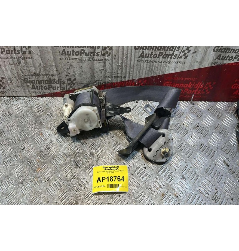 Ζώνη Δεξία-Συνοδηγού Toyota Hiace 1997-2006