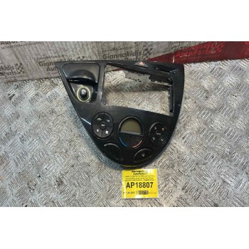 Πλαίσιο Κεντρικής Κονσόλας με διακόπτες & χειριστήριο κλιματισμού Ford Focus 2002-2004 2M5XA047A04 - 2S4H18C612AJ