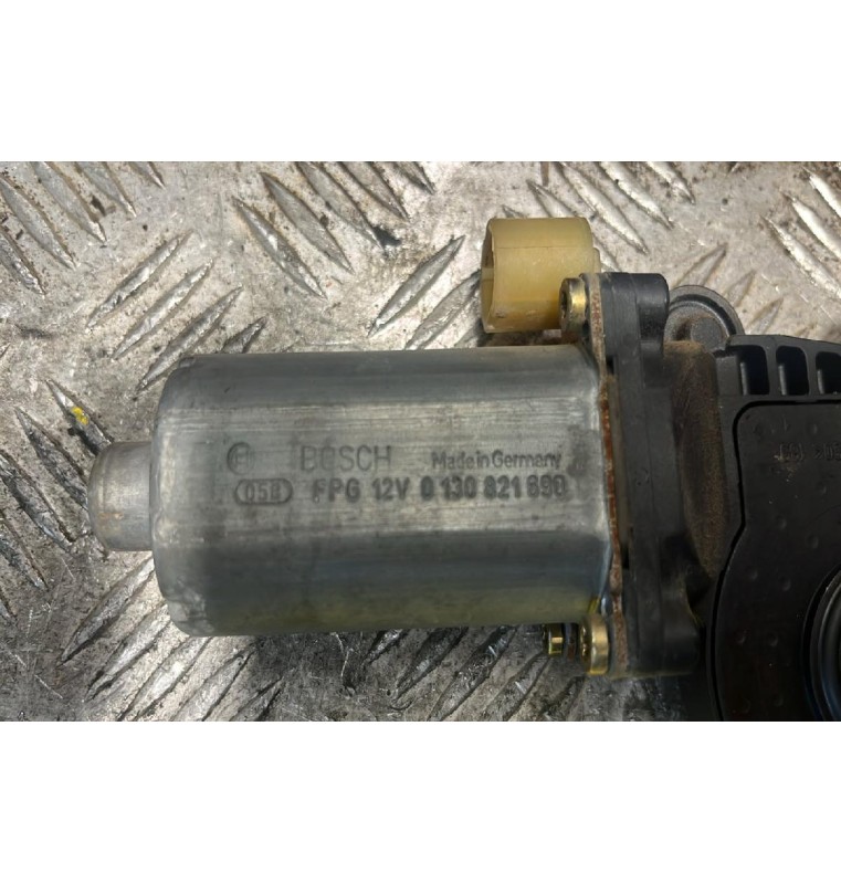 Μοτέρ Παραθύρου Εμπρός Αριστερά Renault Clio 1998-2001 2 pins 0130821690 5Θυρο