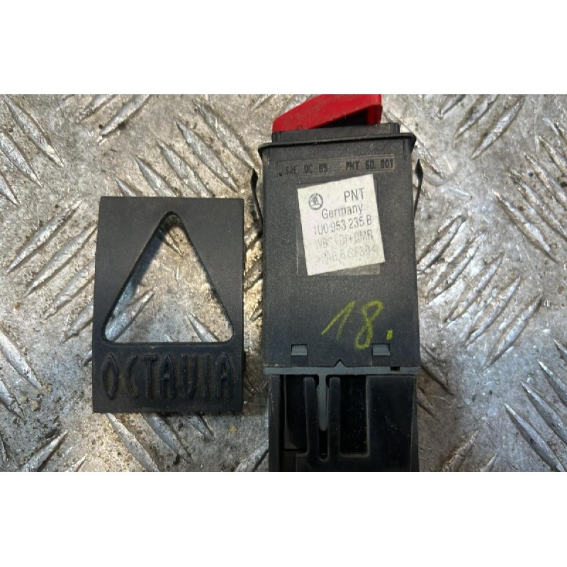 Διακόπτης Αλάρμ Skoda Octavia 4 1997-2004 1U0953235B