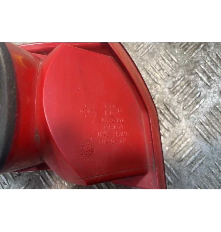 Φανάρι Πίσω Δεξιά Alfa Romeo Alfa 147 2000-2004 46556347