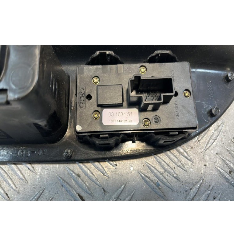 Διακόπτες Ηλεκτρικών Παραθύρων με Πλαίσιο Ford Mondeo 2000-2007 1S7T14A132BD