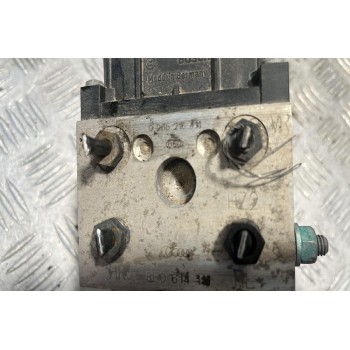 Μονάδα ABS Volkswagen Passat 1997-2000 0265216411