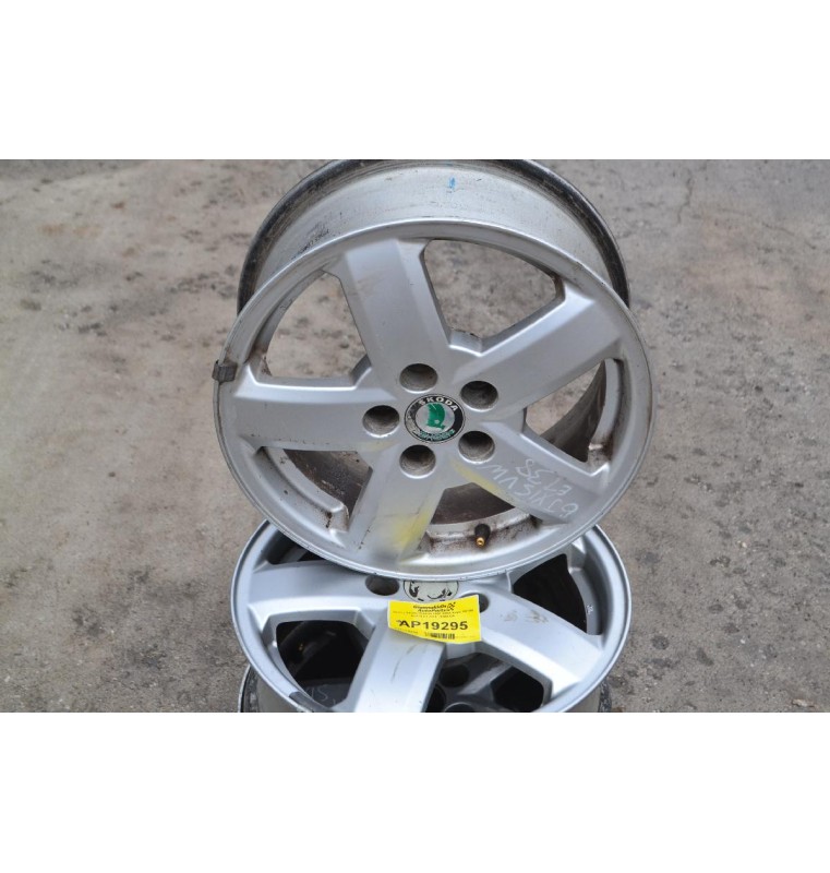 Ζάντες Skoda Octavia 4 1997-2004 Kαρέ 5X100 6JX15 ET-38 4 ΤΕΜΑΧΙΑ