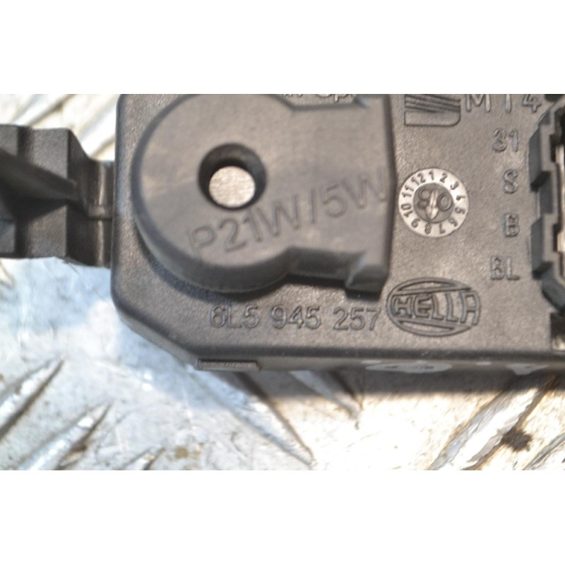 Πλακέτα Φαναριού Πίσω Δεξί Φτερού Seat Cordoba 2002-2008 6L5945257