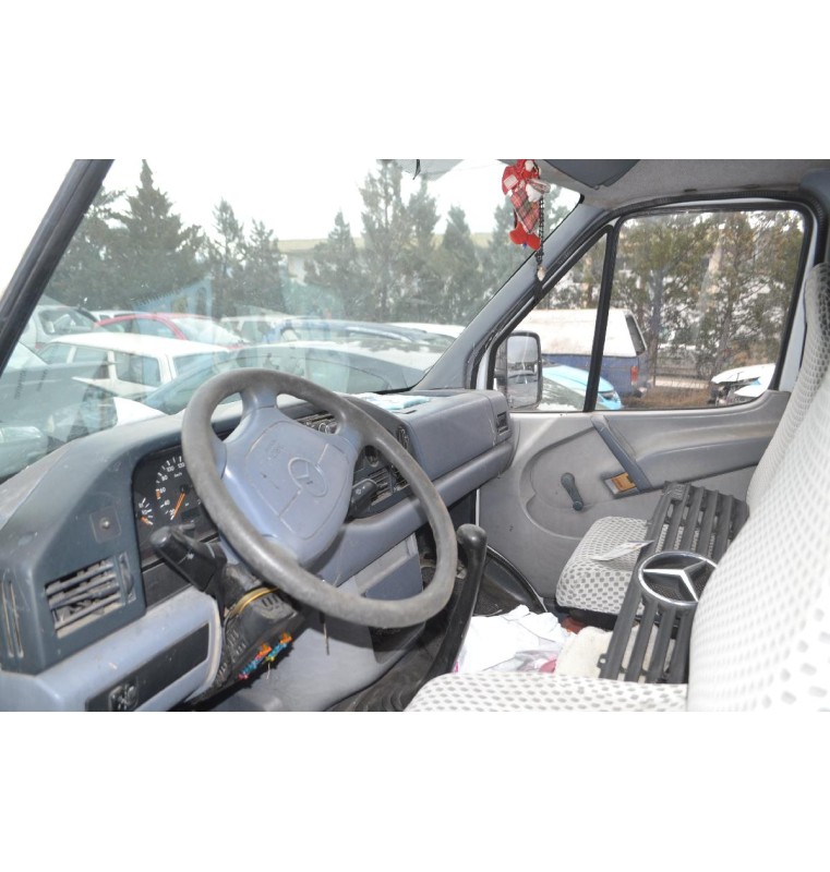 Ολόκληρο Αυτοκίνητο Mercedes-Benz Sprinter 314 2.3 Αρ.Κινητήρα 111.979 1995-2006