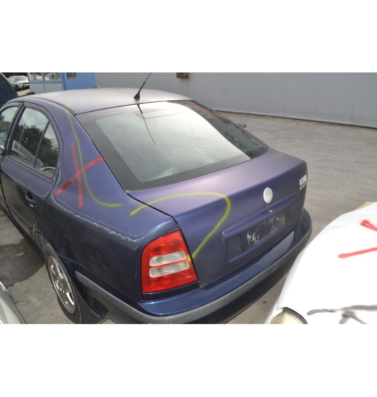 Ολόκληρο Αυτοκίνητο Skoda Octavia 1.6 Αρ.Κινητήρα BFQ 2000-2010