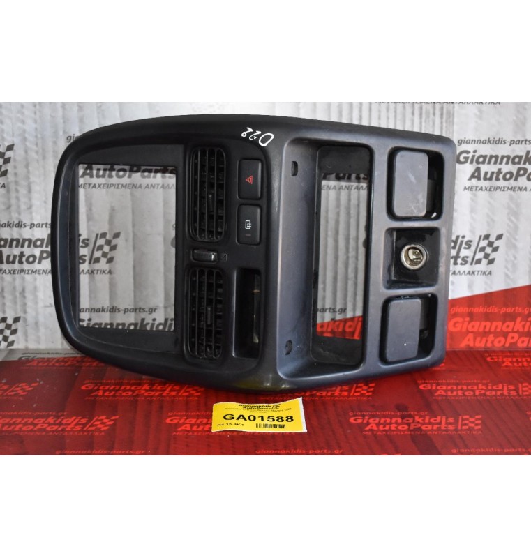 Κονσόλα Ταμπλό Nissan Navara D22 2001-2005