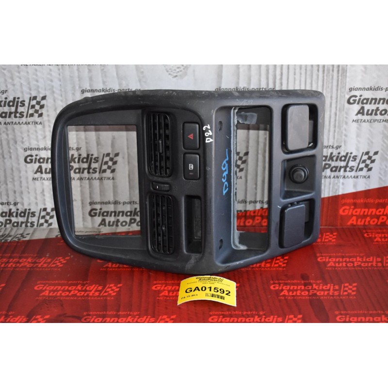 Κονσόλα Ταμπλό Nissan Navara D22 2001-2005