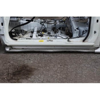 Μαρσπιέ Αριστερό Mitsubishi L200 2015-2020 (Ημικάμπινο)