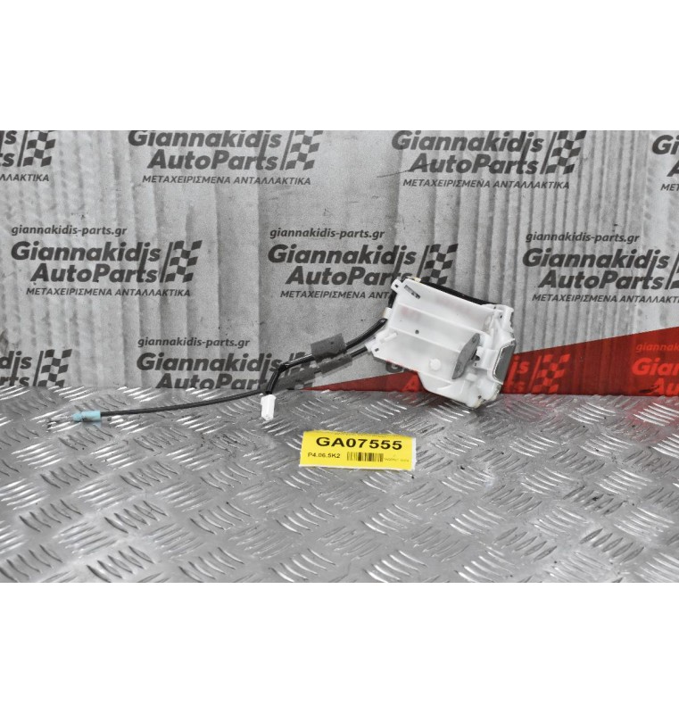 Κλειδαριά Πόρτας Mitsubishi L200 4N15 2014-2020 (Πίσω Δεξιά)