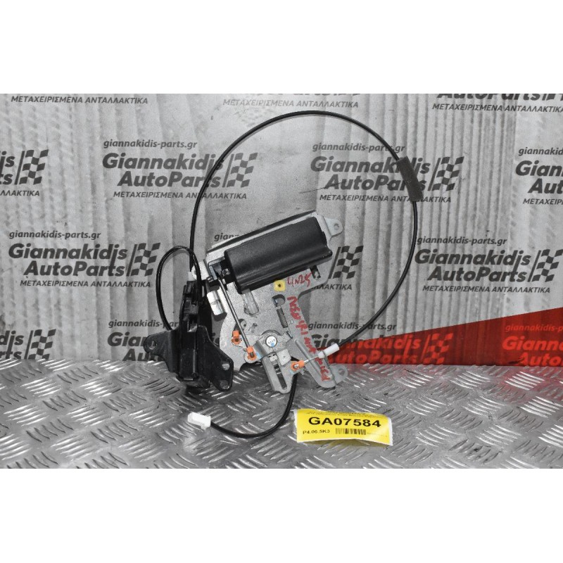 Χερούλι Πόρτας Mitsubishi L200 4Ν15 2014-2020 (Πίσω Δεξιά Μιαμιση Καμπινα)