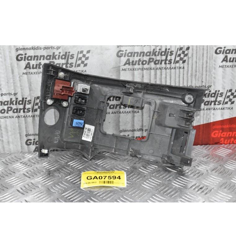 Κονσόλα-Χειριστήρια Καθρεφτών Mitsubishi L200 4Ν15 2014-2020