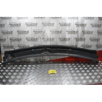 Κάλυμμα Νεροχύτη Υαλοκαθαριστήρων Mitsubishi L200 4Ν15 2014-2020