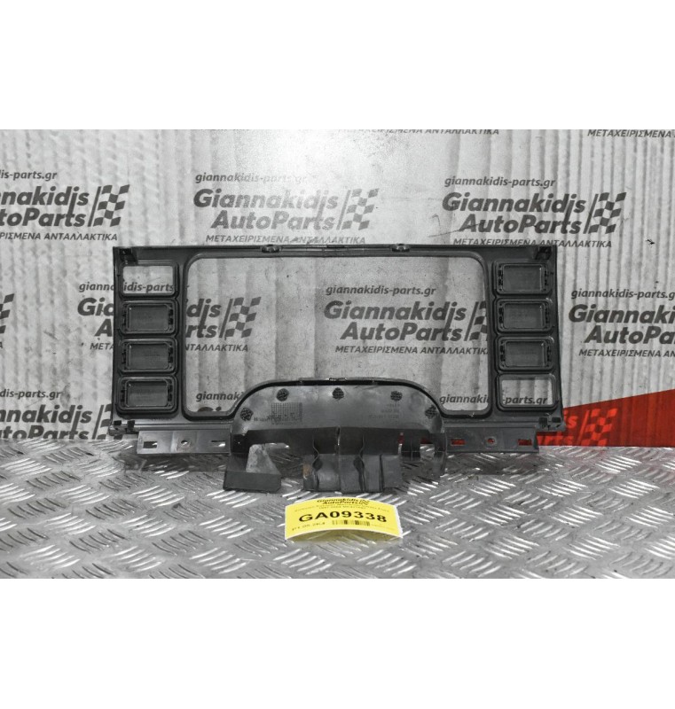 Κάλυμμα Καντράν - Κοντέρ Ταμπλό Mitsubishi Canter Fuso 1997-2004 MK427857 MK405104