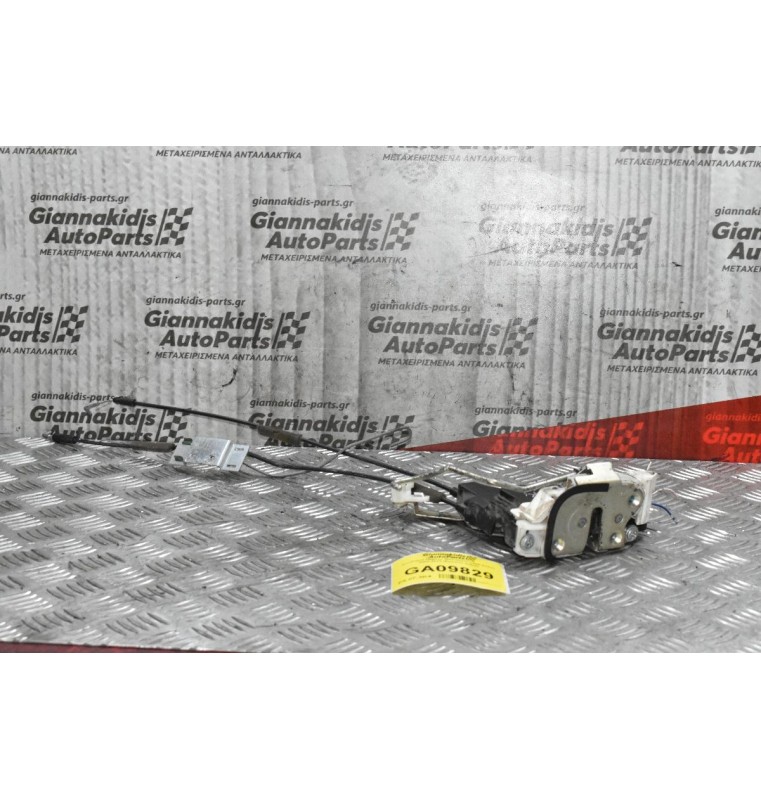 Κλειδαριά Πόρτας Mitsubishi L200 Safari 2005-2012 (Εμπρός Δεξιά)