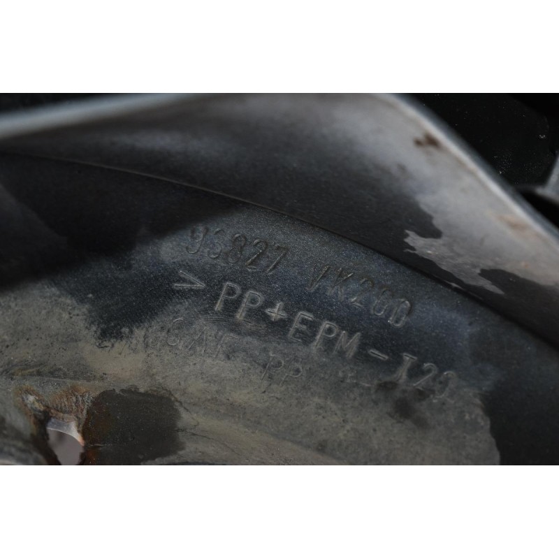 Φρύδι Φτερού Navara D22 2001-2005 93827-VK200 (Πίσω Αριστερό)