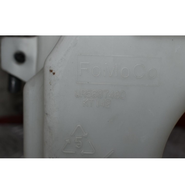 Δοχείο Νερού Υαλοκαθαριστήρων Ford Ranger/Mazda BT-50r 2005-2010 UR5667480