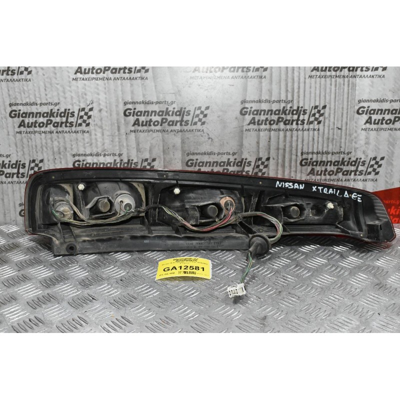 Φανάρι Πίσω Δεξί Nissan X-Trail 2005-2012 (Γνήσιο)