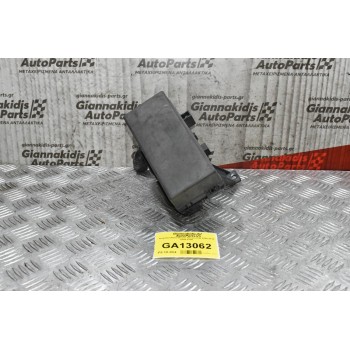 Ασφαλειοθήκη Nissan Navara D40 2005-2012 6356-4198