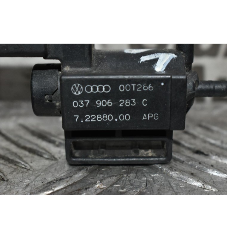 Βαλβίδα Κενού Volkswagen Golf V 2004-2008 037906283C