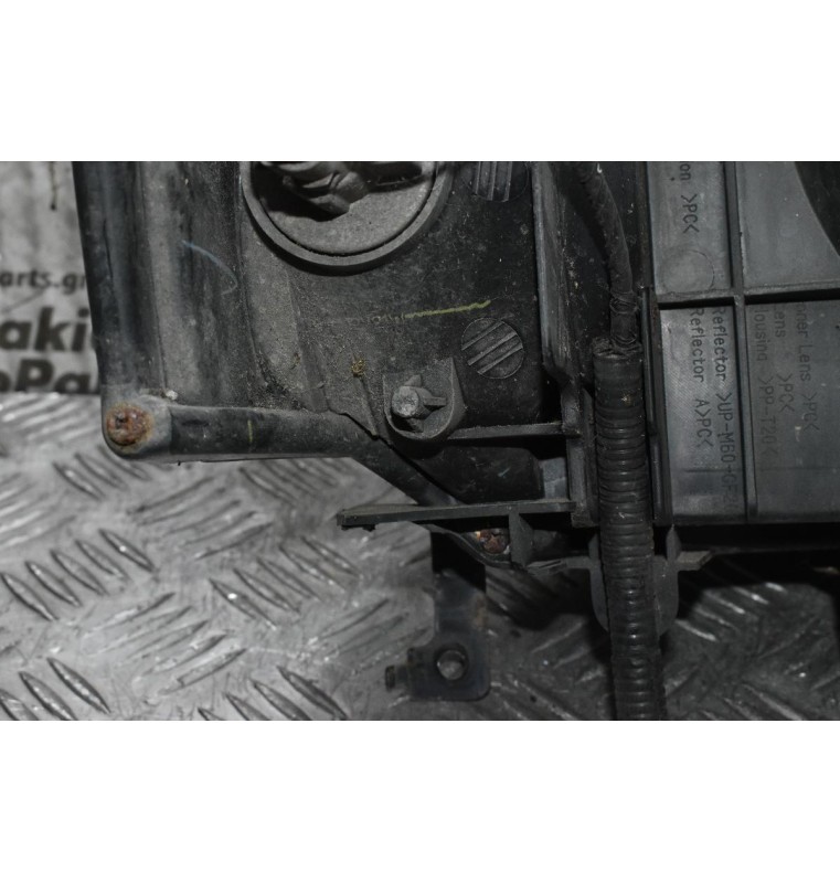 Φανάρι Εμπρός Αριστερό Ford Ranger 2006-2010 100-16682 (Γνήσιο) (Λείπει Μία Βάση)