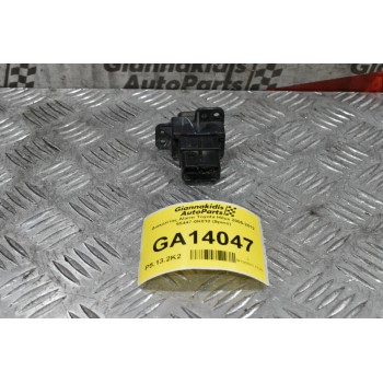 Διακόπτης Alarm Toyota Hilux 2005-2012 55447-0Κ010 (9pins)