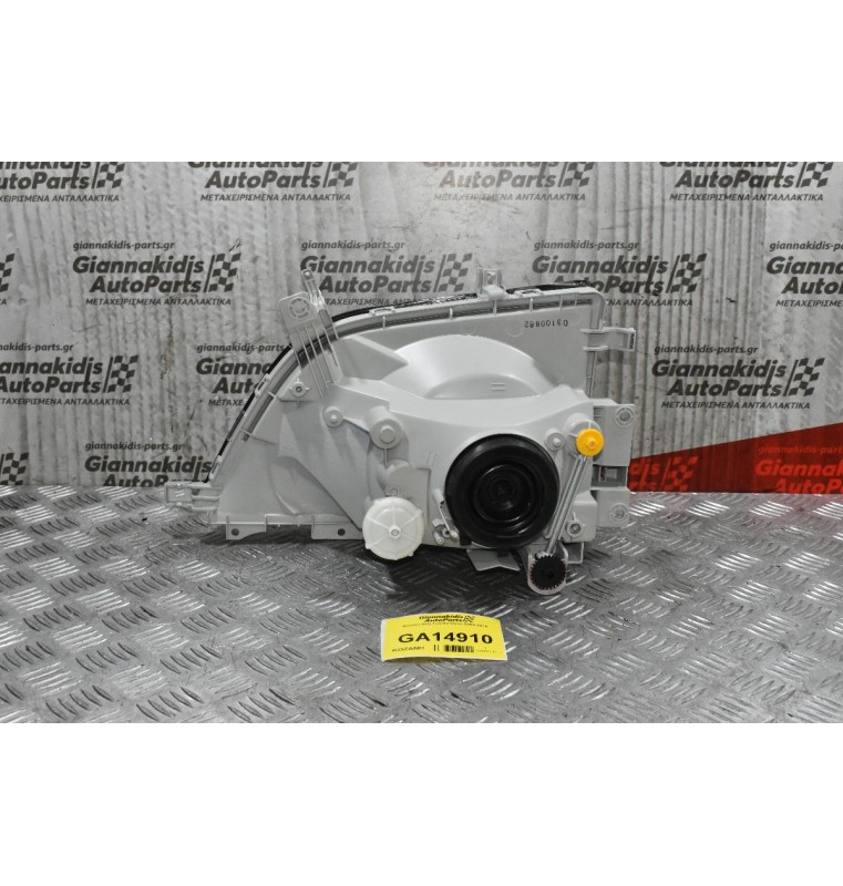 Φαναρι Δεξι Toyota Dyna 2002-2015