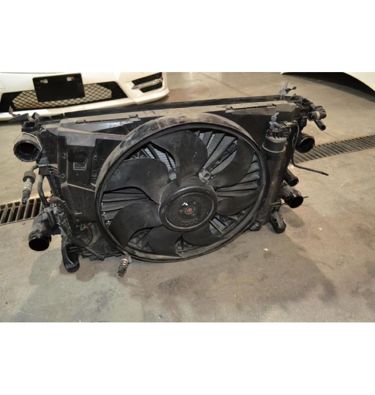 Μούρη Κομπλέ Mercedes-Benz C200 W204 Facelift Xenon 2011-2015 (Με 2 φτερα και καπω) (Εξυπνο φαναρι)